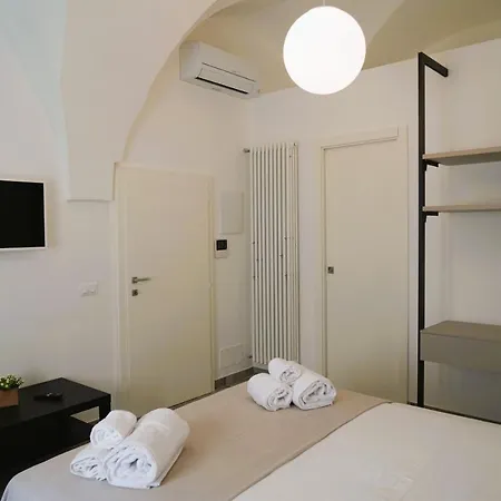 Palazzo Lorizzo - Nel Cuore Di 別荘